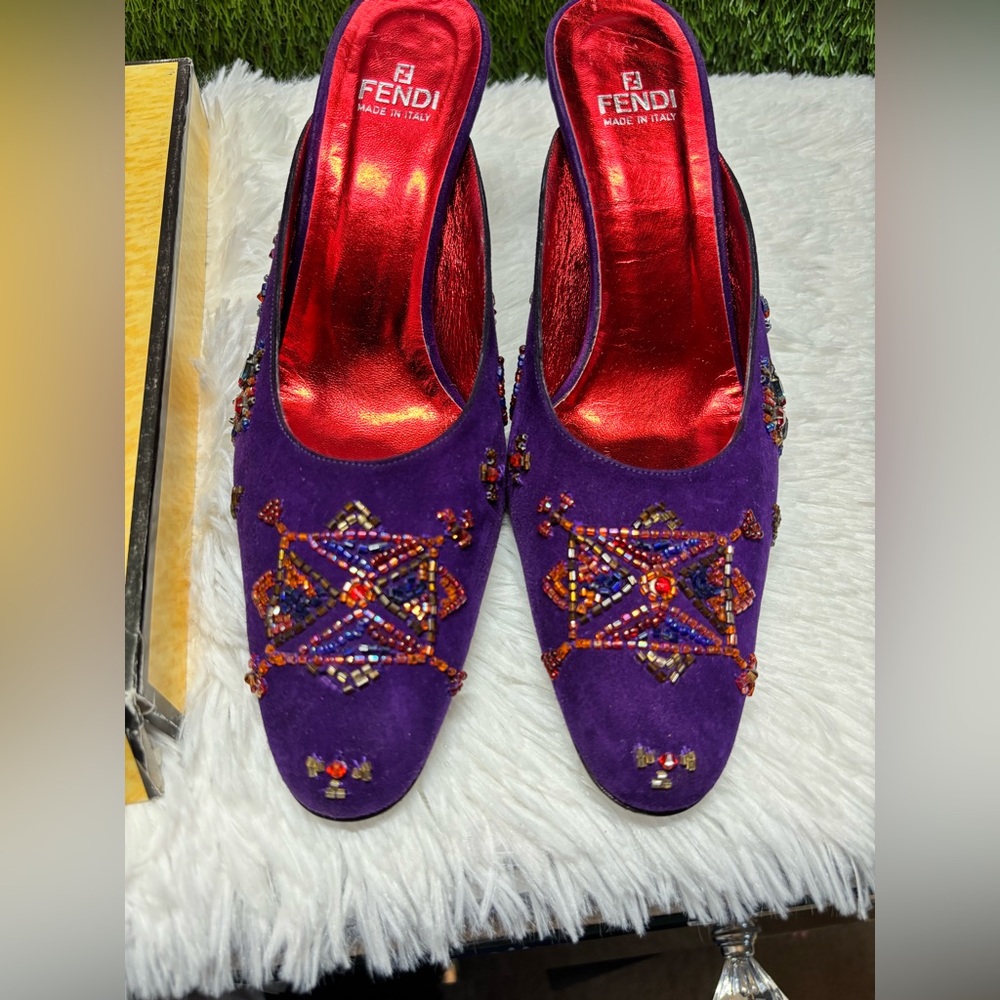 ❤️ Fendi Vintage Suede Beaded Mules Size 40  A114L50 - Picture 3 of 9